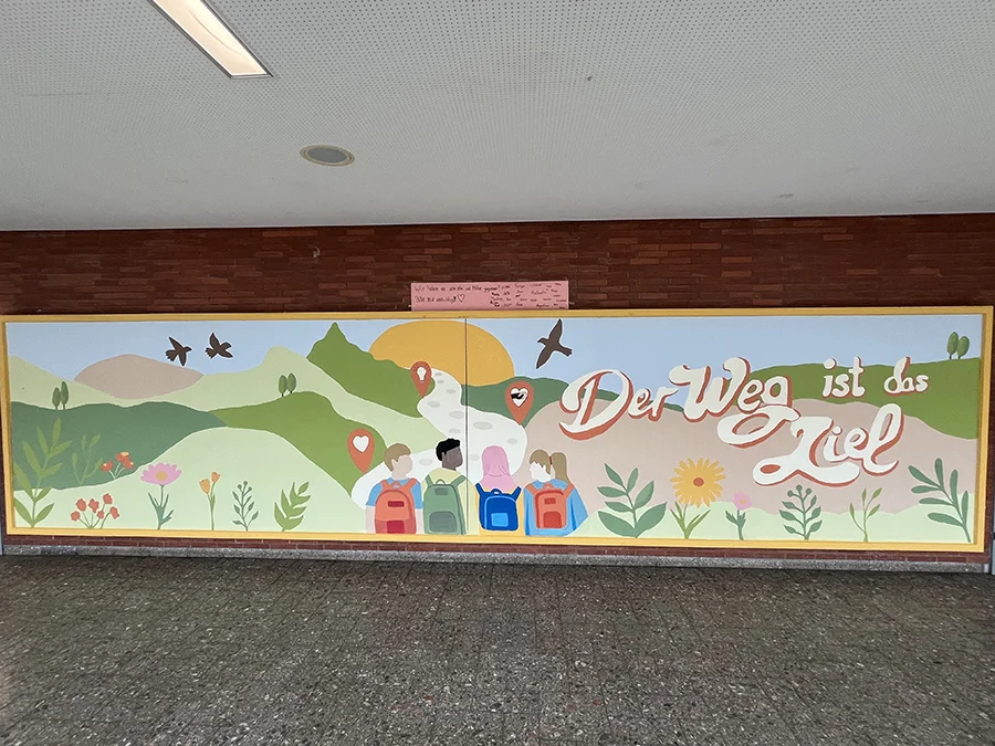 großes Bild an einer Wand